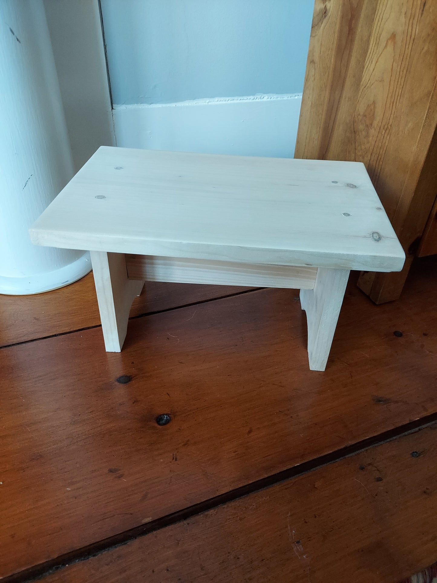 Foot stool