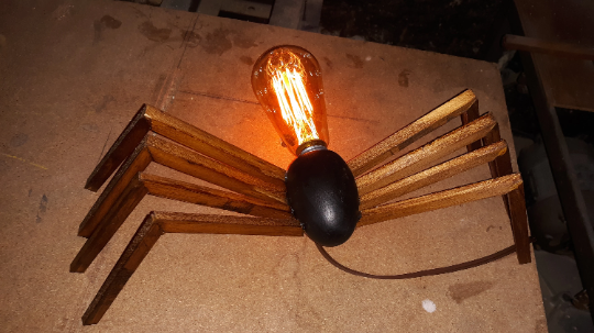Spider wood Light